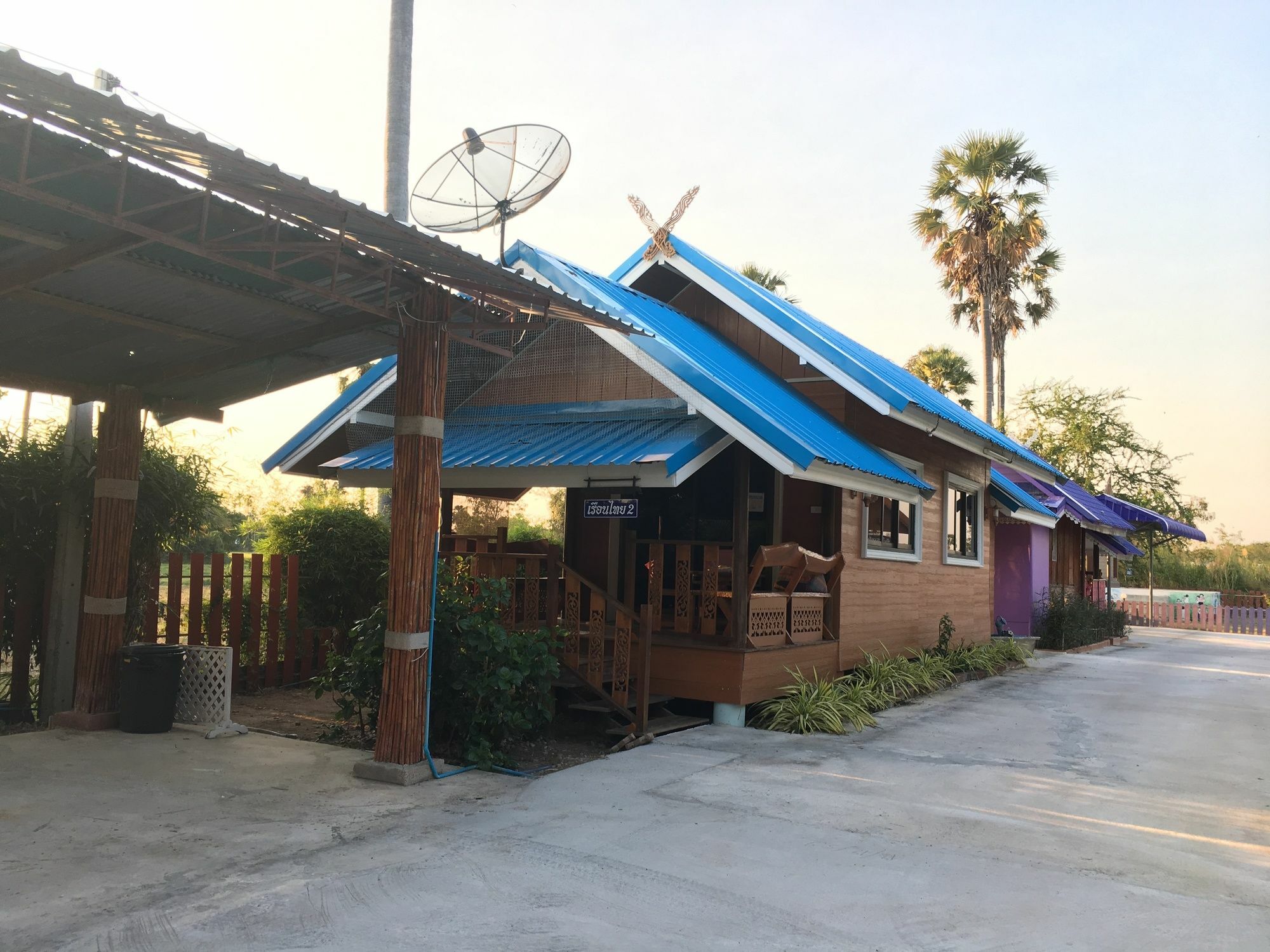 Baandin Resort And Restaurant Cha-am Exterior foto